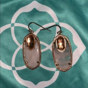 Kendra Scott Emmy Earrings